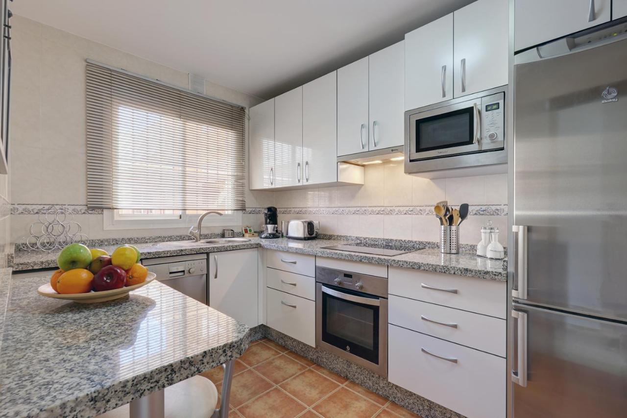 Top Floor Fuengirola Park Apartment With Parking 외부 사진